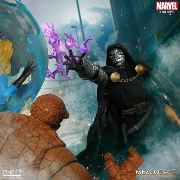 Mezco Toyz Marvel The One:12 Collective Doctor Doom (Vorbestellung für Juli 2023)